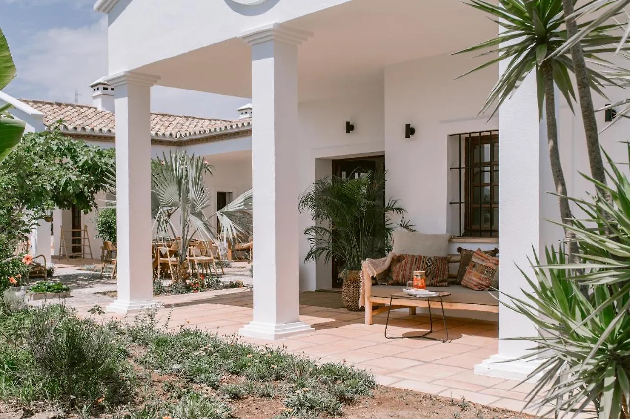 San Roque Suites De Monda
