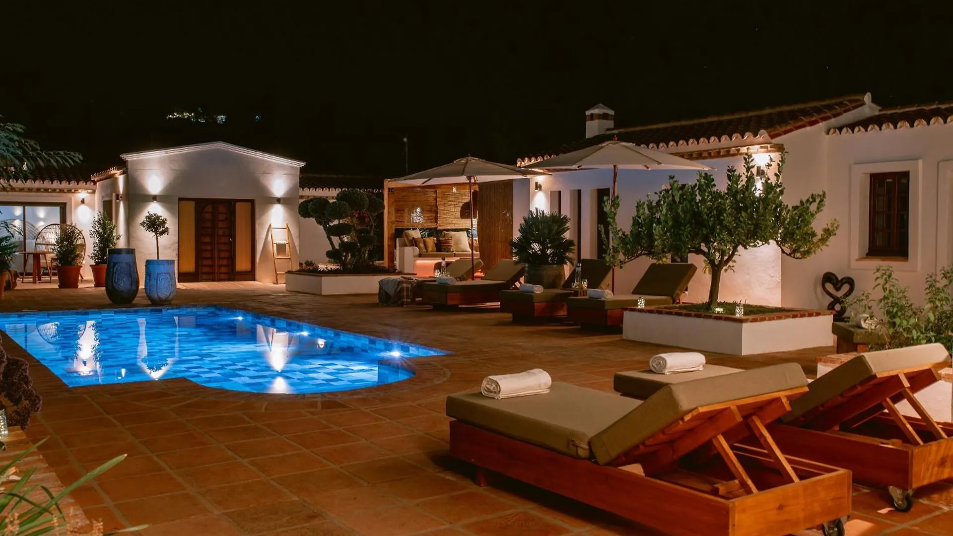 Hotel San Roque Suites De Monda